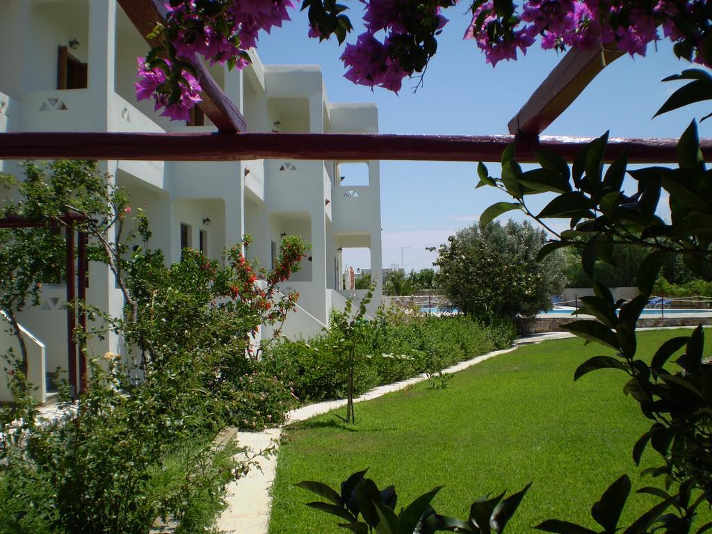 Hotel Angela Skyros Exterior photo